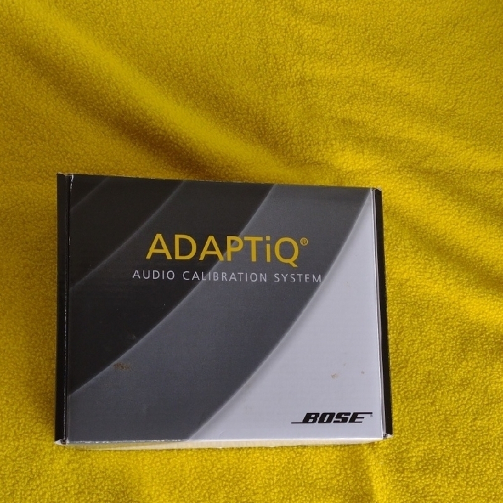 Bose ADAPTiQ Audio Calibration System NWT